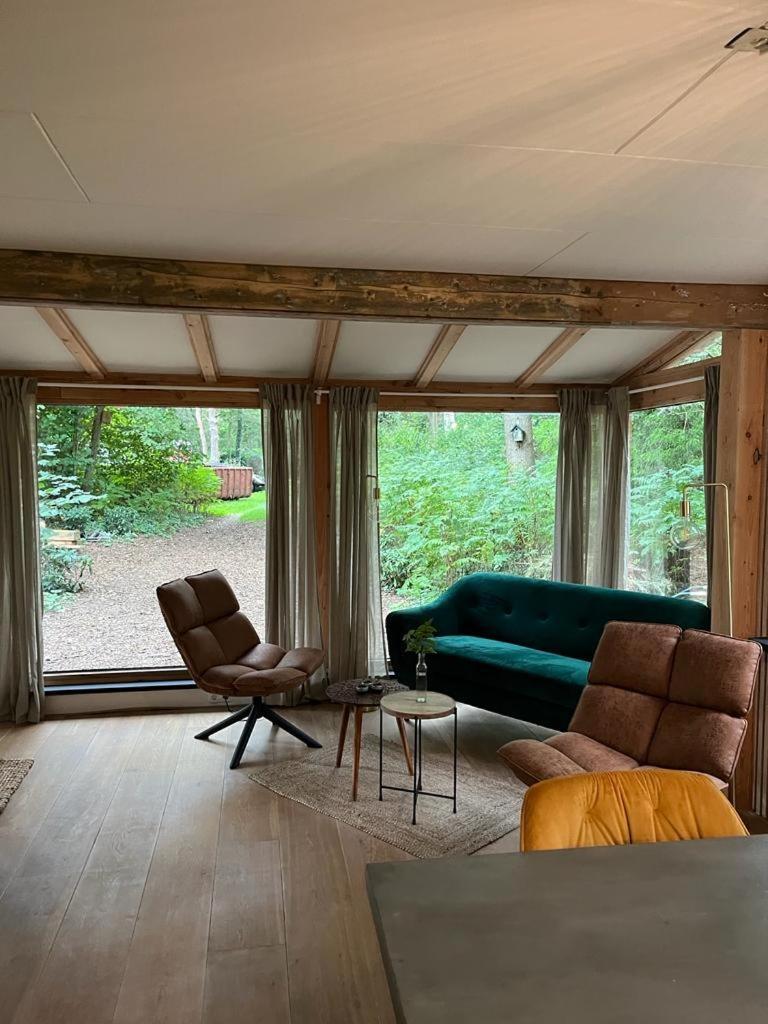 Huisje In Het Bos Zuidlaren Eksteriør bilde