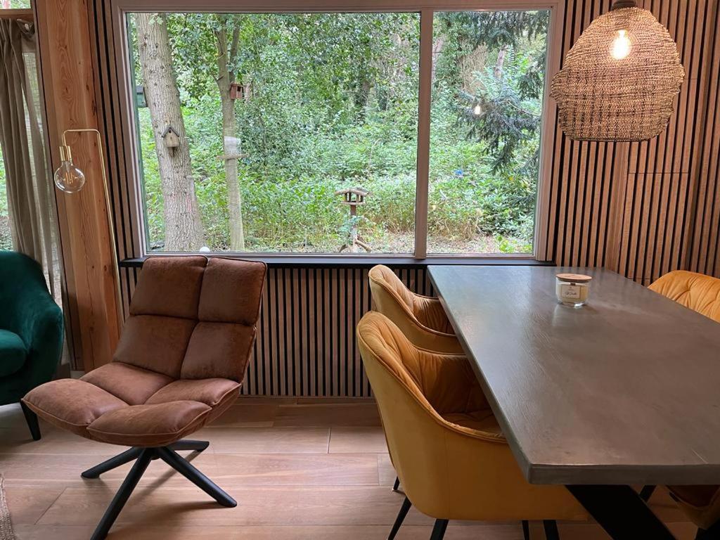 Huisje In Het Bos Zuidlaren Eksteriør bilde