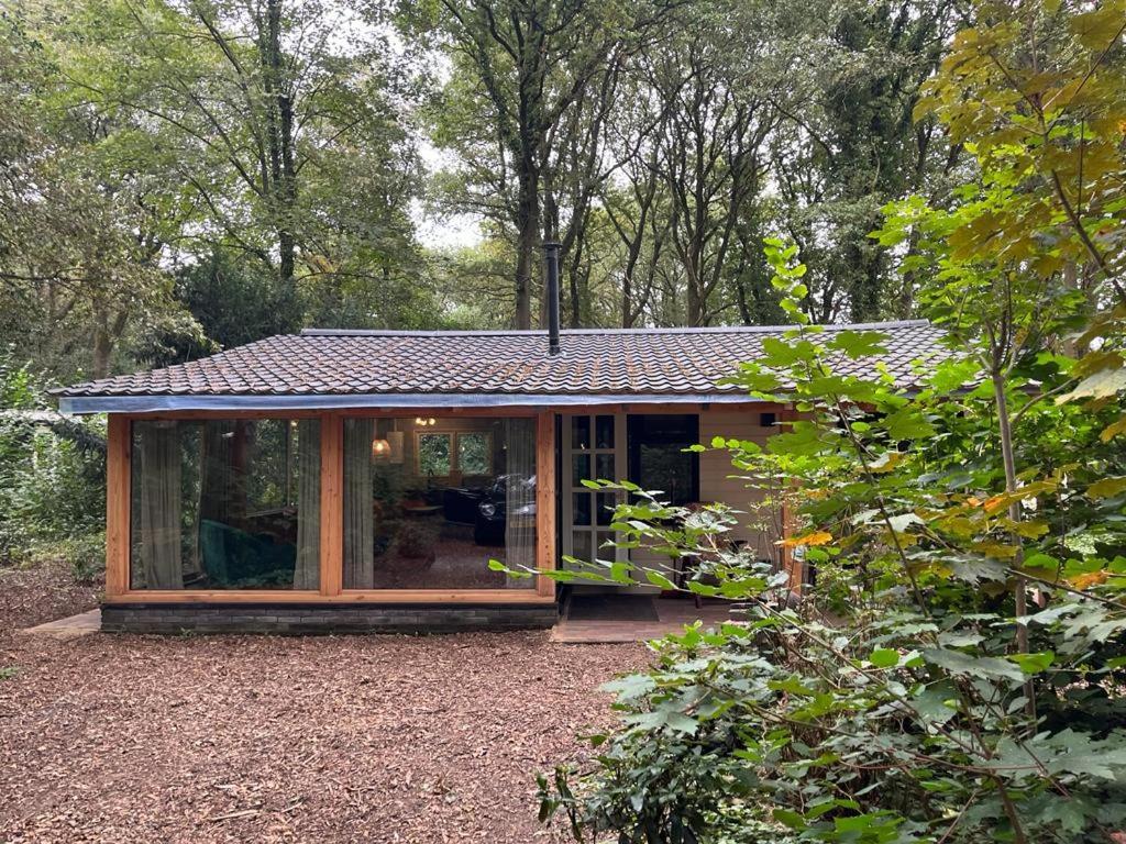 Huisje In Het Bos Zuidlaren Eksteriør bilde